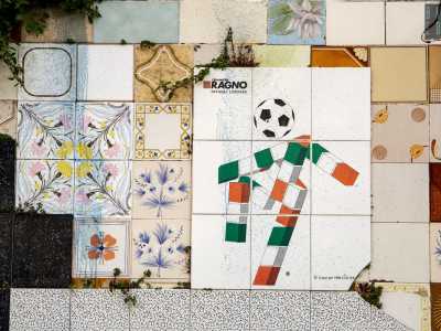 ...alcune delle quali compongono la figura di �Ciao�, la mascotte di Italia 90